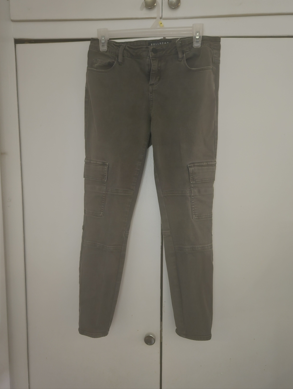 Olive Low-Rise Skinny Cargo Jeans Sz M